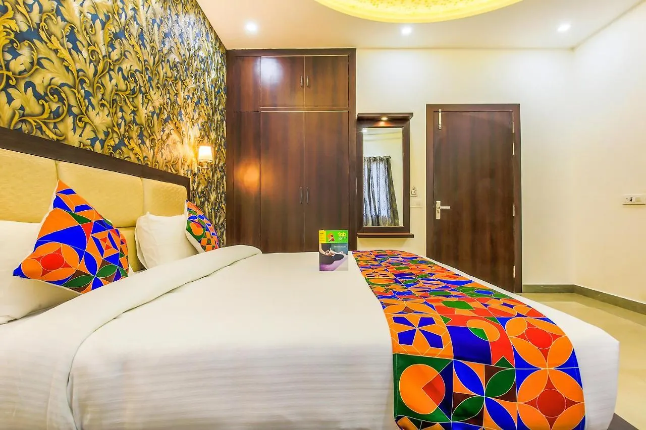 Fabhotel Star Of Taj Restobar Fatehabad Road Agra  Agra (Uttar Pradesh)