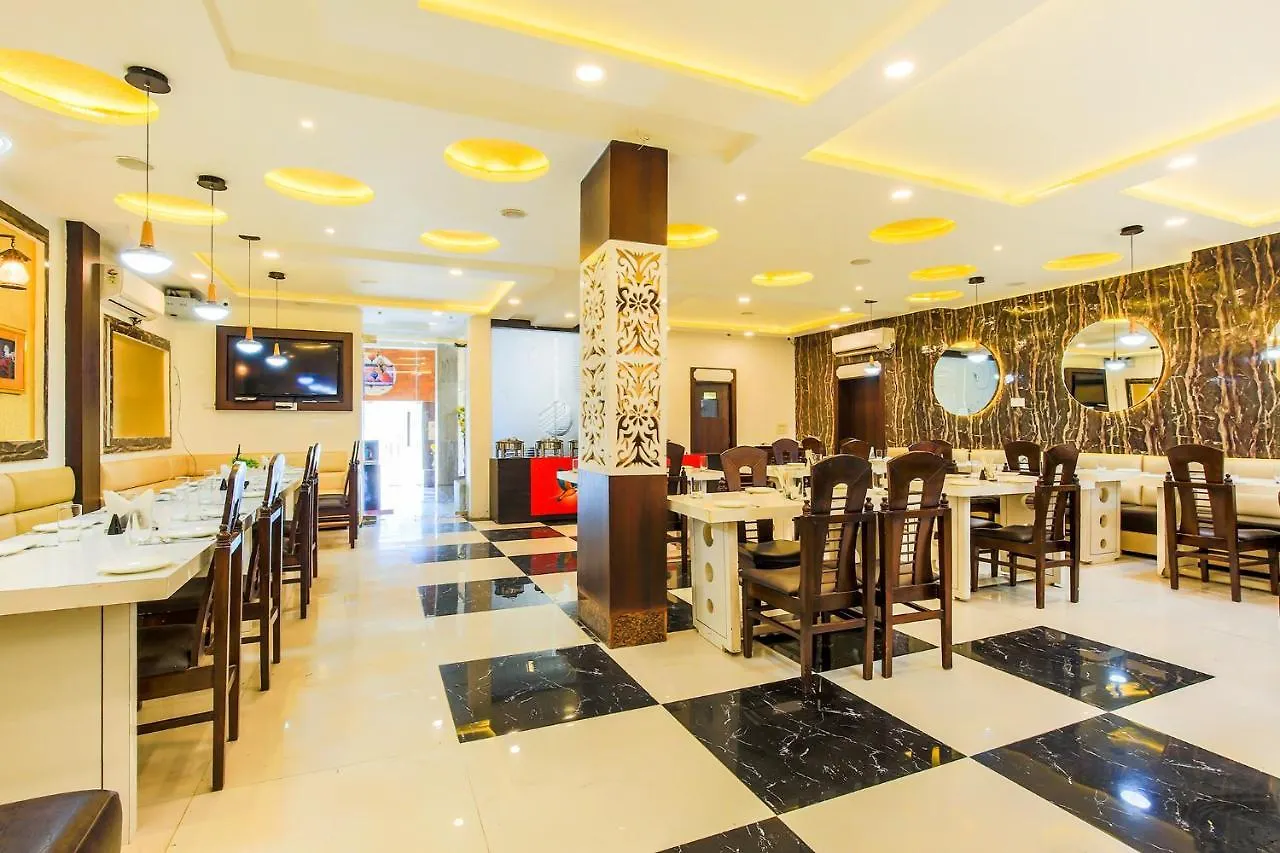 *** Hotel Fabhotel Star Of Taj Restobar Fatehabad Road Agra  India